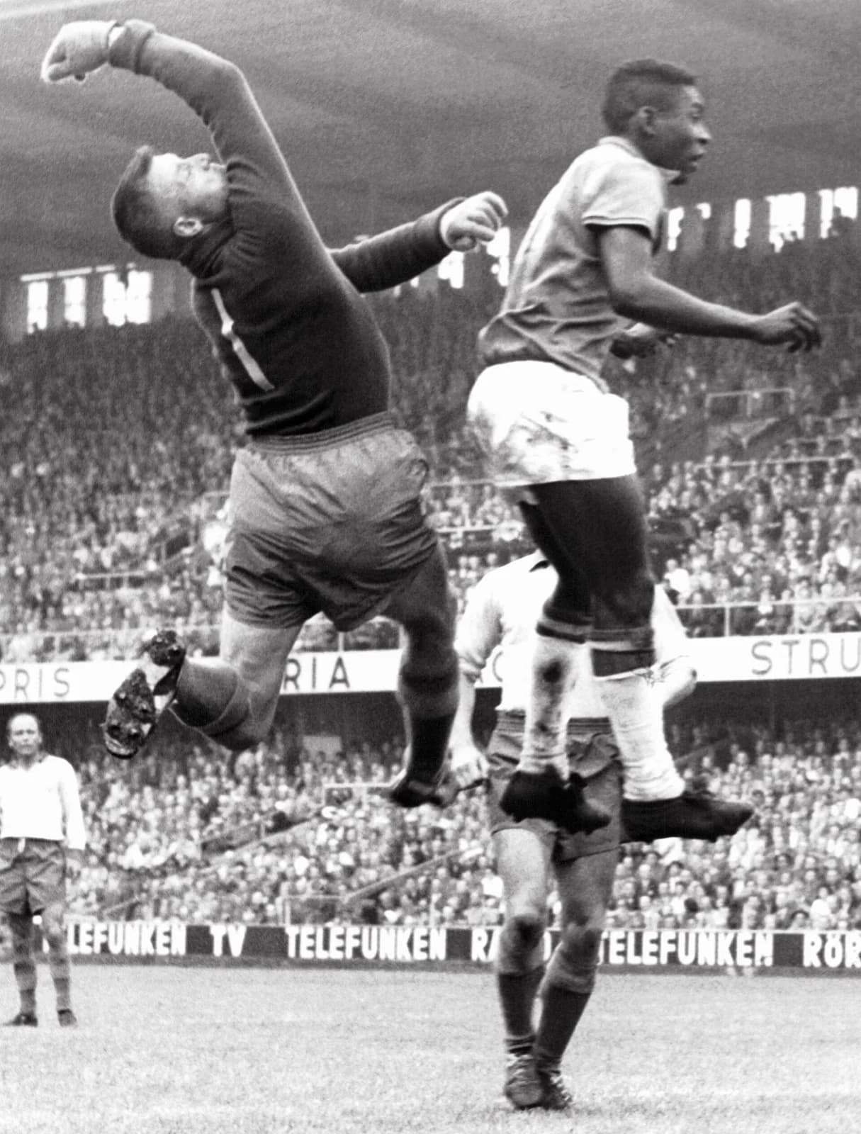 Pelé'nin Fransa yarı final golü